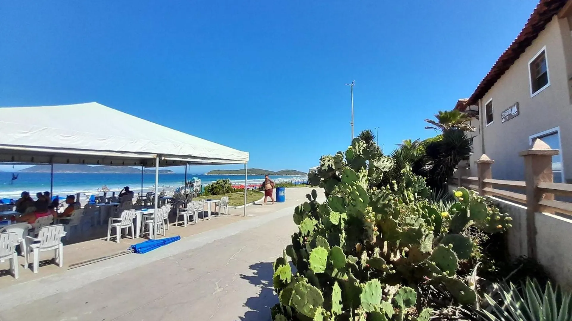Casa Espacosa A Beira-Mar Pero Cabo Frio Rj Brazylia